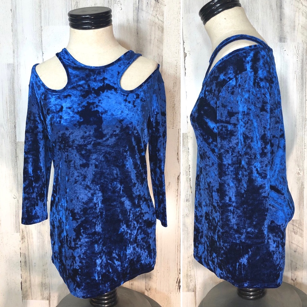Blue Crushed Velvet Bisou Bisou Top - Picture 2 of 5